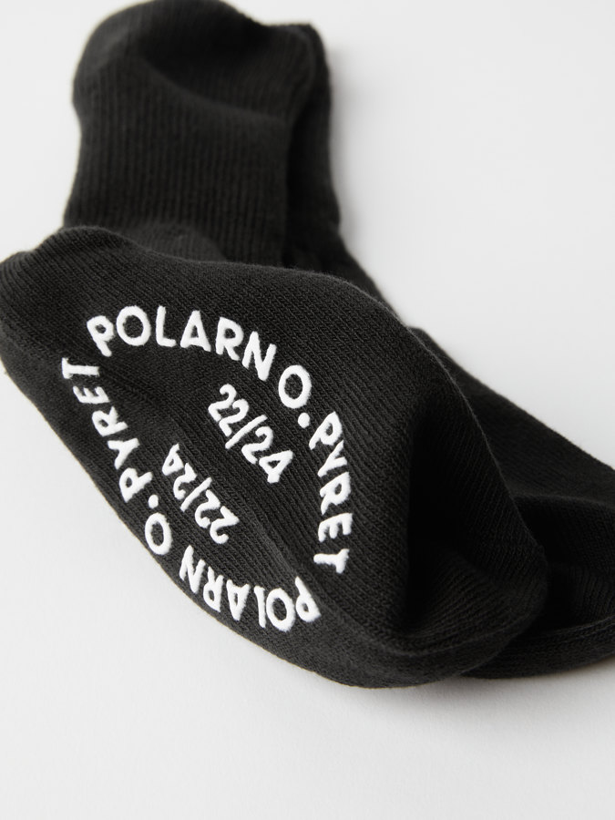 2er-Pack Söckchen mit rutschhemmenden Noppen 2er-Pack Söckchen mit rutschhemmenden Noppen