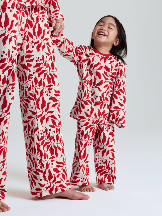 Zweiteiliger Schlafanzug für Erwachsene Zweiteiliger Schlafanzug für Erwachsene