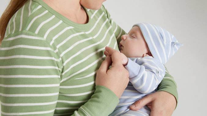 So hilfst du deinem Baby beim Einschlafen